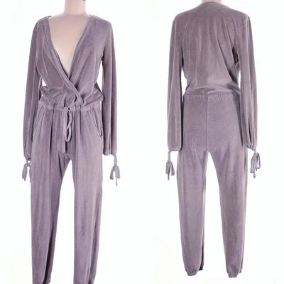 Mono de salón envolvente de terciopelo gris lavanda - Young Fabulous Broke XS Foto 1 de 4