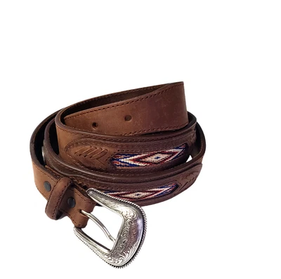 Wrangler Cinturón Western Bordado Cuero Grano Completo Hombres 44 Marrón Plata Rojo Negro Foto 1 de 4