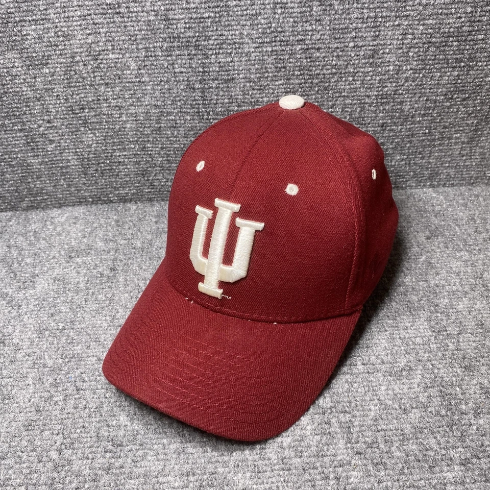 Indiana Hoosiers Gorra Ajustada Para Hombre Grande Rojo Blanco NCAA Baloncesto Ajuste Elástico Foto 1 de 4
