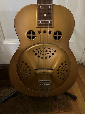 ¡Muy raro! Guitarra Resonadora Cuello Redondo Cuerpo Metal Dobro M32 Años 1935 (Sin Estuche) Foto 1 de 4