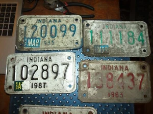 VTG INDIANA MOTORCYCLE LICENSE PLATE original paint - Picture 1 of 2