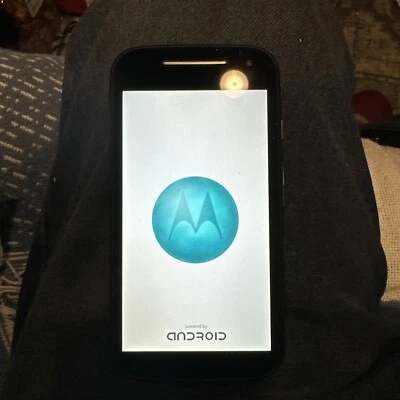 Motorola Moto E  2nd Gen 4G LTE XT1526 Tested Working, Wiped - Image 1 of 2