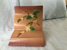 Â ROSEVILLE POTTERY SNOWBERRY PINK BOOKEND Signed 1BE