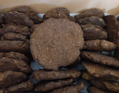 Agnihotra Dhoop getrockneter Kuhdung (beschützten Kühe mit Hörner) Homa Yajna - Bild 1 von 4