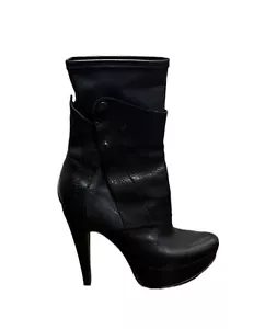 Vera Wang Lavender Black Fiona Boots Size 6.5 - Picture 1 of 11