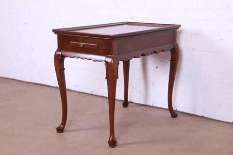 Ethan Allen Queen Anne Cherry Wood Tea Table or Occasional Side Table Cover