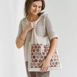 Linen Reusable Shopping/Beach Bag • Foldable Tote with Hearts - SaVa Seasons - Picture 1 of 2