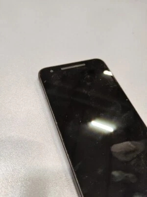 LG Nexus 5x Smartphone 16GB Almacenamiento 2GB RAM Negro No Laboral para Piezas - Imagen 1 de 4