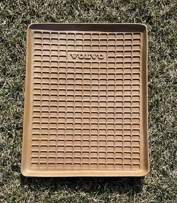 Volvo 240 All-weather Waffle Floor Mat Rear - Original Tan. - Image 1 of 4