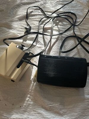 SINGER  SEWING MACHINE CONTROLLER & CORDS NO.603737-014 CR304 With Motor - Image 1 of 4