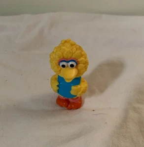 Baby Big Bird Muppets Sesame Street Jim Henson JHP 80's PVC Figure 2" Blue Bib - Picture 1 of 6
