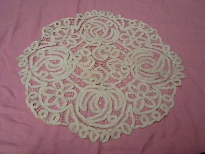 napperon  ancien dentelle de Luxeuil diamètre 53 cm écru - Photo 1/4