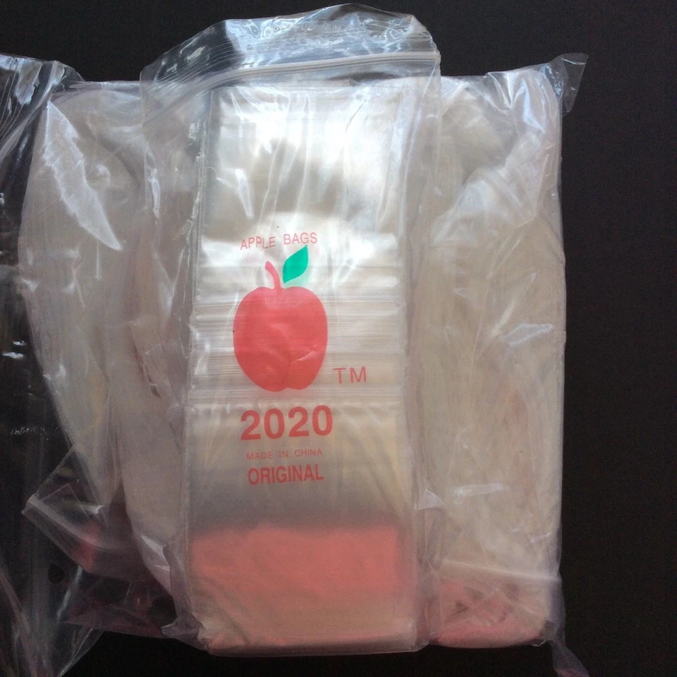 Baggies 2020 size  Apple Brand  2"x2" Bags 2.5mil Liquidation Sale !!  (1,000) - Image 1 of 1