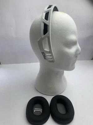 Nacon RIG 300 Replacement Parts Headset Frame And Ear Pads - White & Green Frame - Image 1 of 4