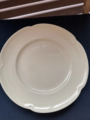 100 JOHNSON BROTHERSMade in EnglandIRONSTONE1B 1 dinner plates  - Image 1 of 4