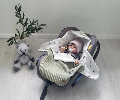 Baby Einschlagdecke aus Waffelpiqué–Babydecke für die Babyschale - Bild 1 von 4