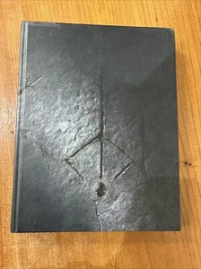 Bloodborne - Collector's Edition Strategy Guide (Hardcover, 2015) - Picture 1 of 6