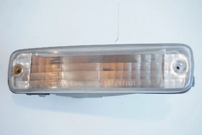 Lente de señal de parachoques lateral para pasajero Acura Integra 1990-1993 4 puertas (OEM) Foto 1 de 4