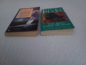A LOT OF TWO MYSTERY PAPERBACK BOOKS. - Picture 1 of 4