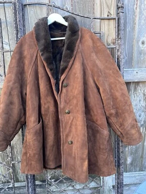 Abrigo de cordero de oveja genuino para mujer, talla italiana 48, marrón, se adapta a talla grande 18 Foto 1 de 4