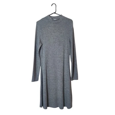 Vestido Suéter Vince Cuello Simulado Manga Larga Tejido Grande Minimalista Tranquilo Lujo Foto 1 de 4