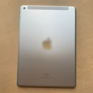 Silver Apple Rear Housing Battery Back Cover For iPad 6th Gen 2018 A1954 WiFi+4G - Afbeelding 1 van 5