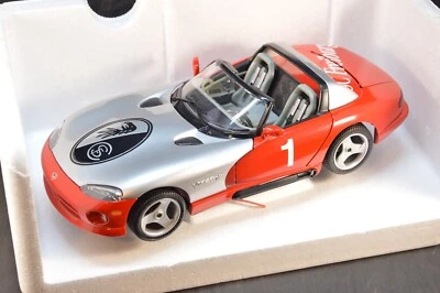 BRACCIO E GOTZ SCALA 1/18 DODGE VIPER RT 10 SC FREIBURG LM EDITION CERTIFICATO - Immagine 1 di 4