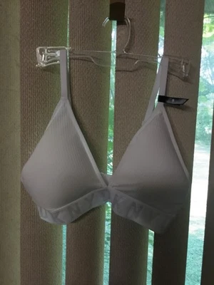 NUEVO CON ETIQUETAS $33 DKNY Talla Pequeña Ropa de Luz Sin Costuras Ribete Logo Elástico Bralette DK4026 Blanco Foto 1 de 3