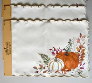 2 ct Robert Stanley Harvest Pumpkin Fall Thanksgiving Scalloped Placemats NWT - Picture 1 of 6