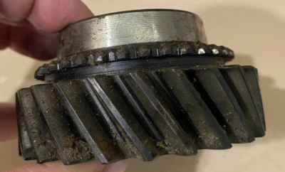 Ford Mustang Falcon 1964-73 Toploader original 4 velocidades tercera marcha 25 dientes Foto 1 de 3