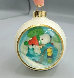 Hallmark 1979 Panorama Ornament Ice-Hockey Holiday Snoopy & Woodstock - Picture 1 of 3