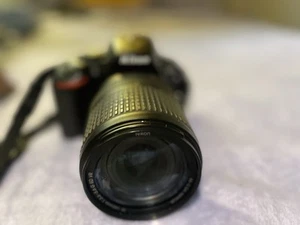 Nikon D5600 DSLR Camera (Shutter Issue – With 18-140mm Lens, Battery & Charger) - Picture 1 of 15