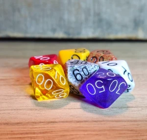 D10 Percentile Mixed - White & Black Numbered 7 Dice Set - Picture 1 of 3