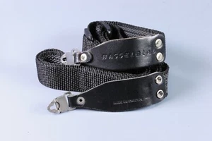 [ unused ] Hasselblad genuine standard strap (59110) [ from Taiwan ] - Picture 1 of 2