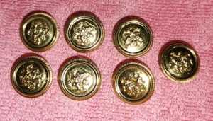 7 botones usados vintage, color latón/oro - Imagen 1 de 4