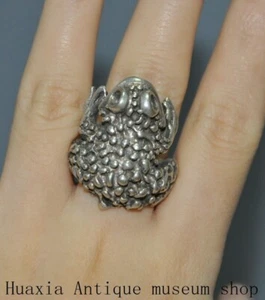 rare China old Tibetan silver Frog fengshui wealth Exorcism Jewelry Ring - Picture 1 of 8