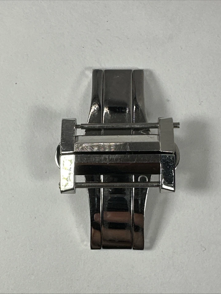 Reloj Hombre Movado Sapphire Synergy Doble Cierre Plegable 0606800 22MM Acero Inoxidable Foto 1 de 4