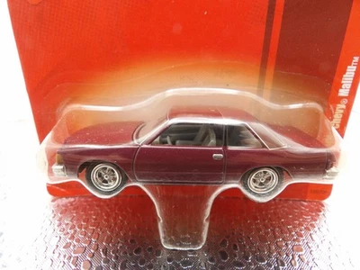 Chevy Malibu 1981 Johnny Lightning Forever 64 fundido a presión 1:64 Foto 1 de 4