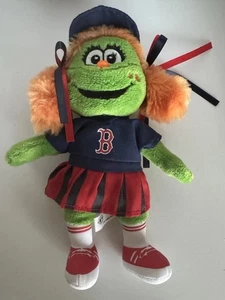 MLB Boston Red Sox Tessie 9” Plush Twin Enterprise Inc Excellent condition - Picture 1 of 3