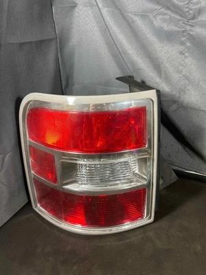 Fits 2012-2019 Ford Flex Left Tail Light OEM: - Imagem 1 de 4