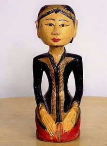 10 Zoll geschnitzte Holzstatue Crackle Finish sitzendes asiatisches Mädchen  - Bild 1 von 7
