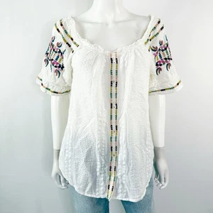 Anthropologie Akemi + Kin PAJARO White Embroidered Top Size 8 Boho Peasant - Picture 1 of 9