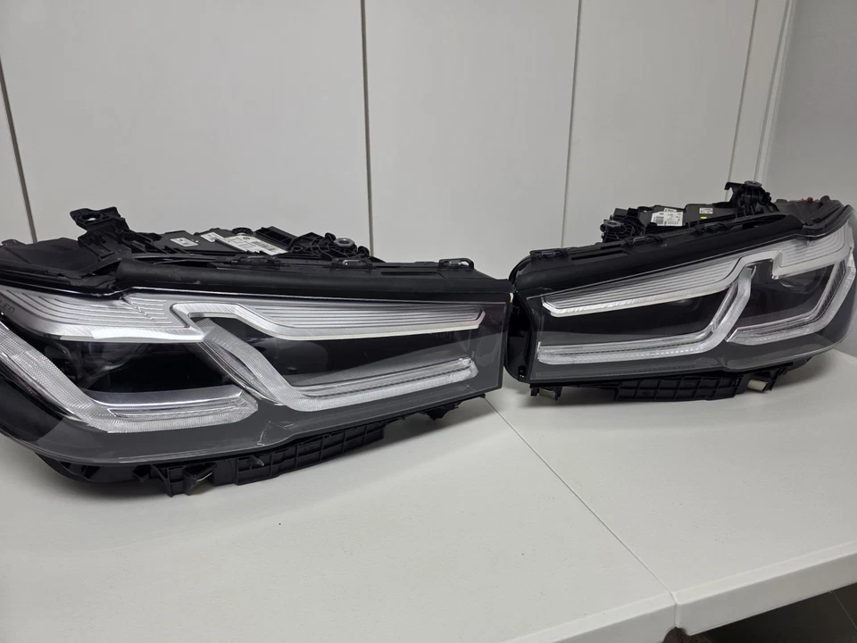 🚗🚗BMW 5 Series G30 G31 F90 LCI Adaptive LED Headlight PAIR OEM 5A388C7 5A388C8 - Bild 1 von 4