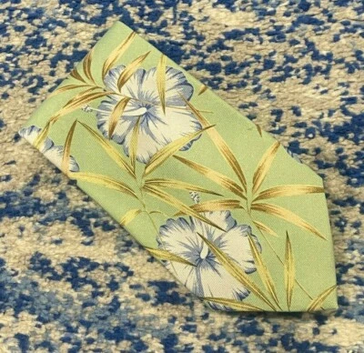 Corbata de seda hecha a mano Tommy Bahama verde azul beige tropical floral hibisco  Foto 1 de 4