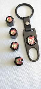 Tapones valvula neumáticos con llavero qué sirve para apretar, insignia Abarth - Imagen 1 de 1