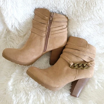 Botines de gamuza sintética al tobillo Sammuel color tostado White Mountain para mujer EE. UU. 6,5 M Foto 1 de 4