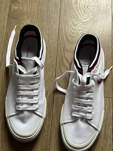 Scarpe da ginnastica uomo FRED PERRY in tela bianche taglia 9 nuove - Foto 1 di 24