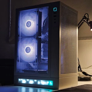 Mini ITX SFF Gaming PC RTX 5070 32GB DDR5 Ryzen 7 7700 AMD AM5 1TB Nvme W11 Pro - Bild 1 von 8