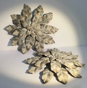 Set/2 Christmas Winter Poinsettia All Metal Wall Art, Muted colors,10" Diameter - Picture 1 of 10