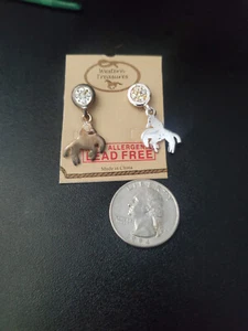 Western Cowgirl Western Treasure Earrings horse jewelry vintage - Picture 1 of 3